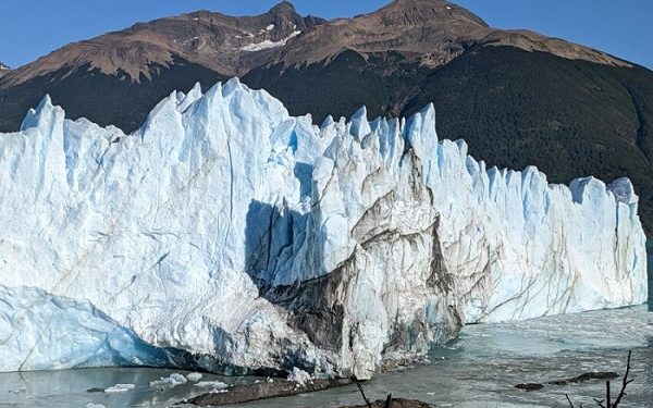 Ледено катерене. Видове и оборудване. Опасности и рискове. Характеристики